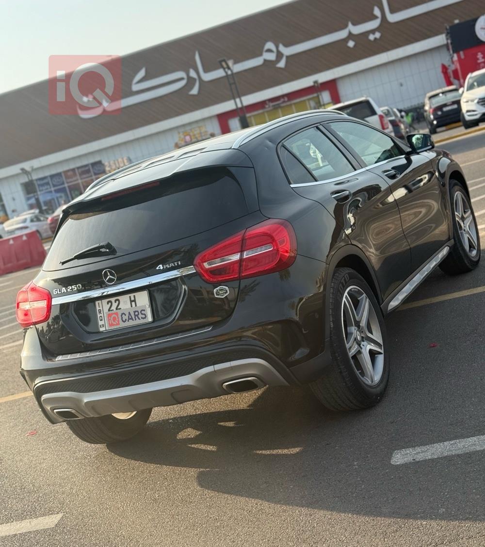 مرسيدس بنز GLA